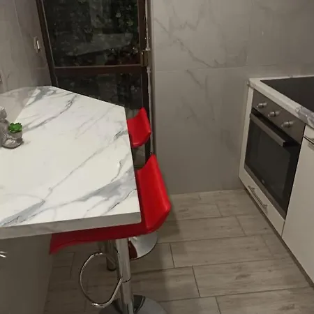 Apartman Downtown Giorgos *